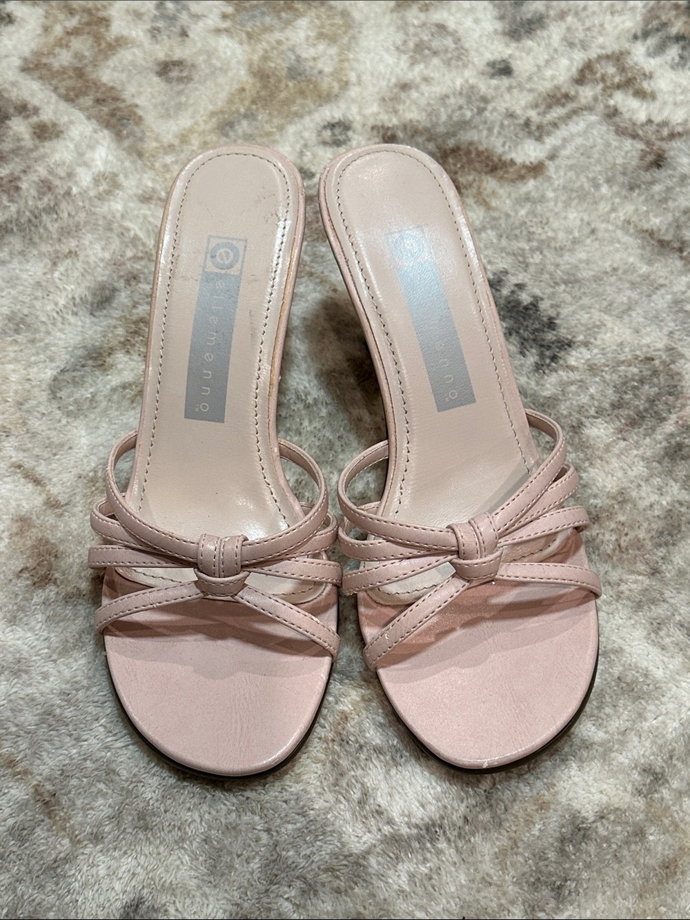 NWOB ellemenno Pale Pink Knotted Slide Mules